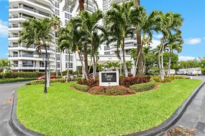3500 Mystic Pointe Dr #1007, Aventura, FL 33180 - Photo 1