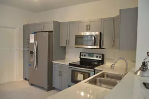 3844 San Simeon Cir, Weston, FL 33331 - Photo 3