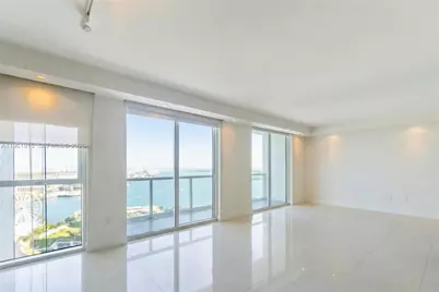 253 NE 2nd St #3105, Miami, FL 33132 - Photo 3