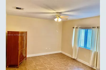 11115 W Okeechobee Rd #109, Hialeah Gardens, FL 33018 - Photo 17