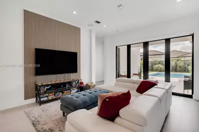 14468 SW 16th St, Miami, FL 33175 - Photo 5