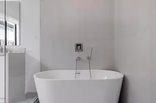 14468 SW 16th St, Miami, FL 33175 - Photo 23