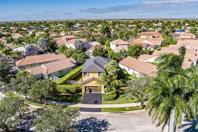 1280 Majesty Ter, Weston, FL 33327 - Photo 43