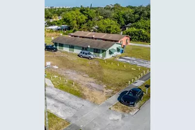 5701 SW 27th St, West Park, FL 33023 - Photo 7