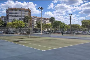 1300 St Charles Pl, Pembroke Pines, FL 33026 - Photo 27