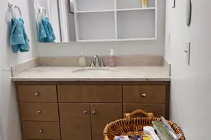 1300 St Charles Pl, Pembroke Pines, FL 33026 - Photo 9