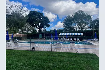 1300 Saint Charles Pl #L22, Pembroke Pines, FL 33026 - Photo 19