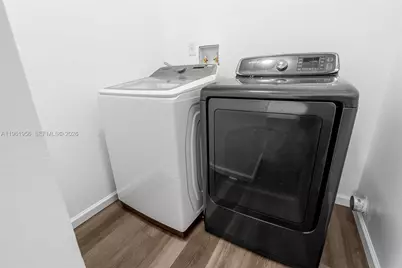 201 S Biscayne River Dr, Miami, FL 33169 - Photo 53