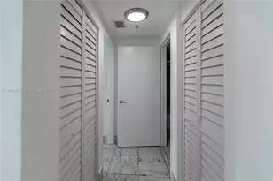 335 S Biscayne Bl, Miami, FL 33131 - Photo 7