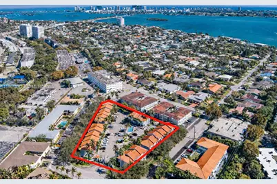 11647 NE 18th Dr #11647, North Miami, FL 33181 - Photo 37