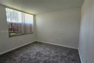 9480 Tangerine Pl, Davie, FL 33324 - Photo 13