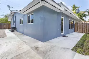 3241 NE 17th Ave, Oakland Park, FL 33334 - Photo 37