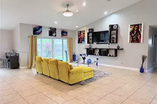 9425 NW 46th St, Sunrise, FL 33351 - Photo 9