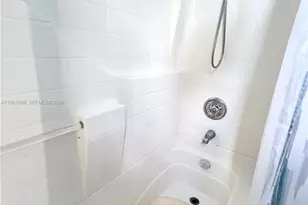 9425 NW 46th St, Sunrise, FL 33351 - Photo 43