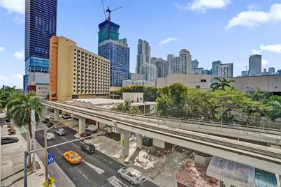 121 NE 5th Street #401B, Miami, FL 33132 - Photo 21