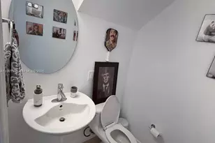 60 SW 13th St, Miami, FL 33130 - Photo 9