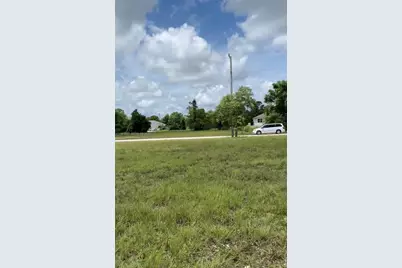 2336 NW 35th Pl, Cape Coral, FL 33993 - Photo 3