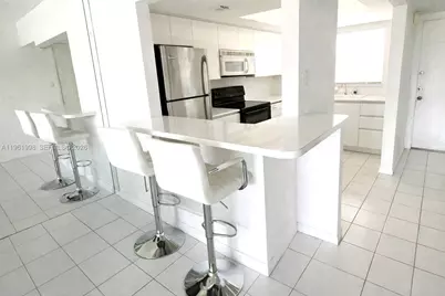 140 NE 28th Ave #607, Pompano Beach, FL 33062 - Photo 9