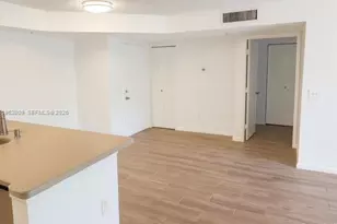 1150 Wildwood Lakes Blvd, Naples, FL 34104 - Photo 7