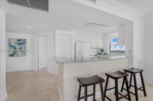 19501 W Country Club Dr, Aventura, FL 33180 - Photo 7