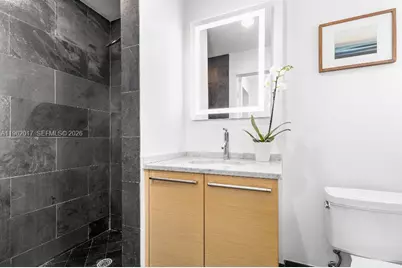 900 Biscayne Blvd #3212, Miami, FL 33132 - Photo 9