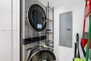 15901 Collins Ave, Sunny Isles Beach, FL 33160 - Photo 25