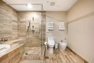 15901 Collins Ave, Sunny Isles Beach, FL 33160 - Photo 13