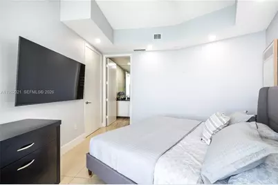 15901 Collins Ave #2303, Sunny Isles Beach, FL 33160 - Photo 19