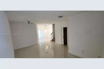 8909 SW 225th Ter, Cutler Bay, FL 33190 - Photo 9