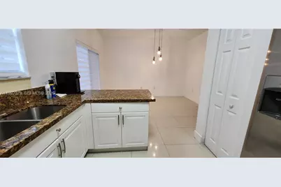 8909 SW 225th Ter, Cutler Bay, FL 33190 - Photo 5