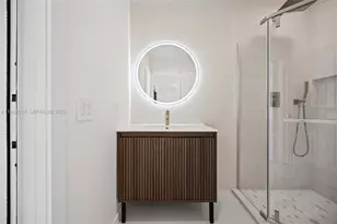 21 SE 7th St, Pompano Beach, FL 33060 - Photo 27