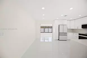 21 SE 7th St, Pompano Beach, FL 33060 - Photo 9