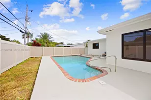 21 SE 7th St, Pompano Beach, FL 33060 - Photo 33