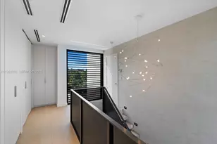 621 W 44th St, Miami Beach, FL 33140 - Photo 21