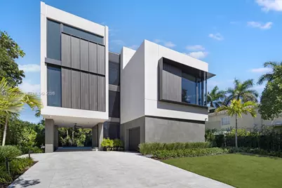 621 W 44th St, Miami Beach, FL 33140 - Photo 1