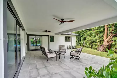 470 Petersburg Ter, Plantation, FL 33325 - Photo 57