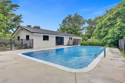 470 Petersburg Ter, Plantation, FL 33325 - Photo 73