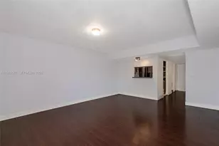 270 NW 107th Ave, Miami, FL 33172 - Photo 5