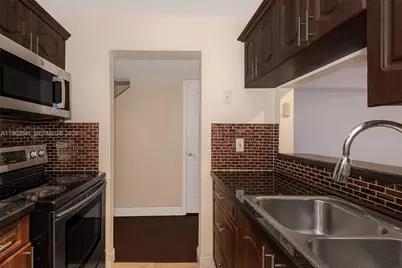 270 NW 107th Ave #208, Miami, FL 33172 - Photo 13