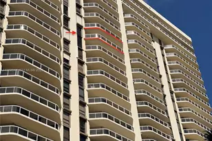 20191 E Country Club Dr, Aventura, FL 33180 - Photo 39