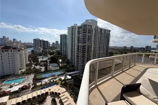 20191 E Country Club Dr, Aventura, FL 33180 - Photo 5