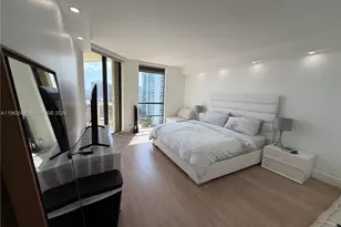 20191 E Country Club Dr, Aventura, FL 33180 - Photo 17