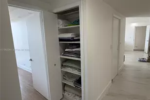 20191 E Country Club Dr, Aventura, FL 33180 - Photo 35