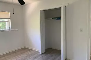 637 NE 6th Ct, Boynton Beach, FL 33435 - Photo 9