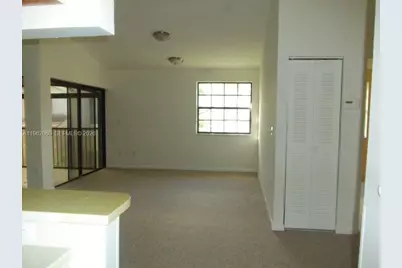 12030 NW 11th St #12030, Pembroke Pines, FL 33026 - Photo 9