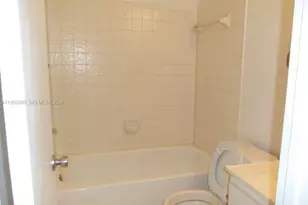 12030 NW 11th St, Pembroke Pines, FL 33026 - Photo 13