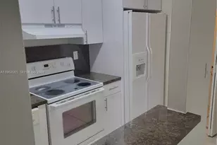 4174 NW 79th Ave, Doral, FL 33166 - Photo 7