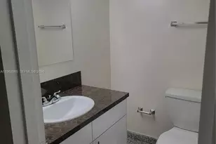 4174 NW 79th Ave, Doral, FL 33166 - Photo 11