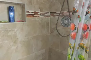 4172 Inverrary Dr, Lauderhill, FL 33319 - Photo 7