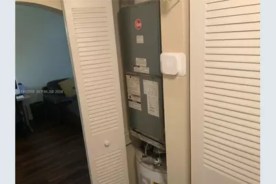 469 N Pine Island Rd #B305, Plantation, FL 33324 - Photo 7